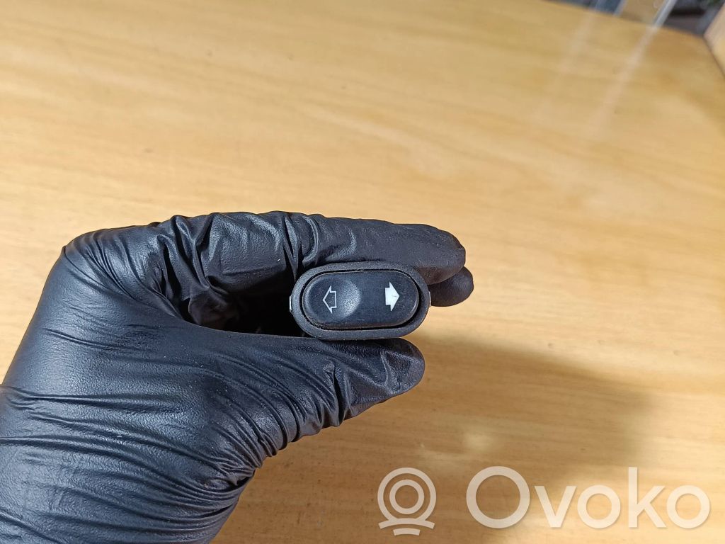 Ford Mondeo MK I Electric window control switch 