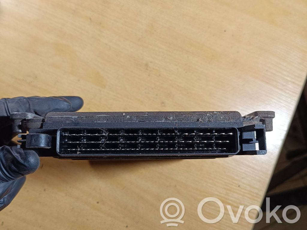 Peugeot 406 Engine control unit/module 