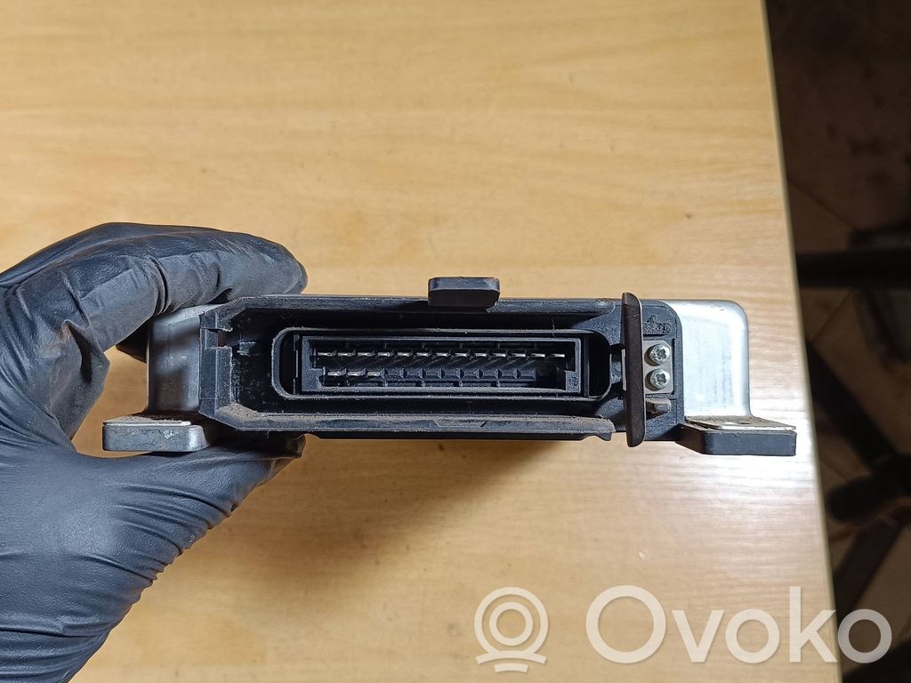Opel Rekord E1 Moottorin ohjainlaite/moduuli 
