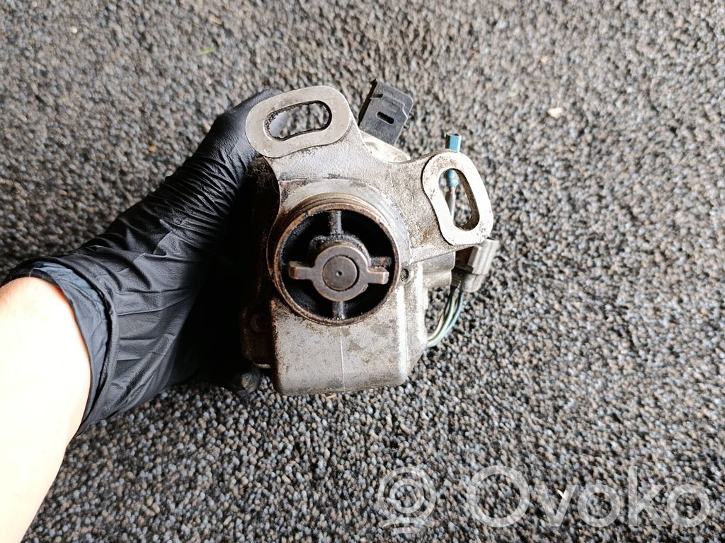 Mazda 121 Spark distributor 