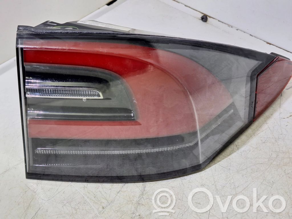 Tesla Model X Takavalot 