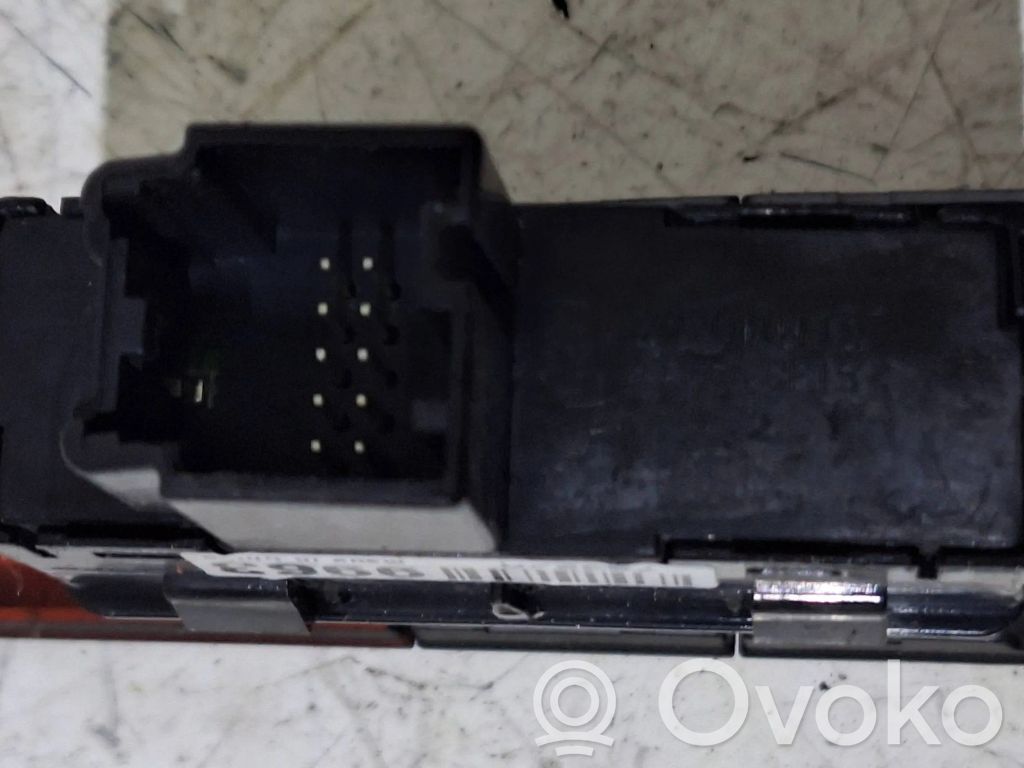 Hazard light switch   7332A,9963