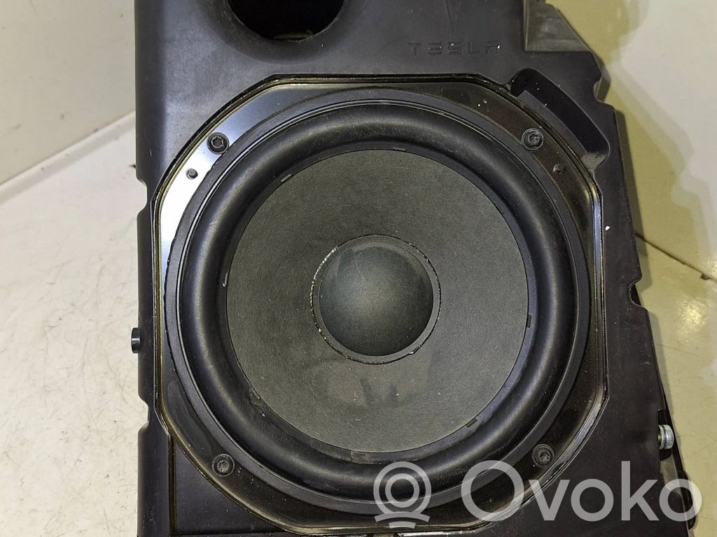 Tesla Model 3 Subwoofer 