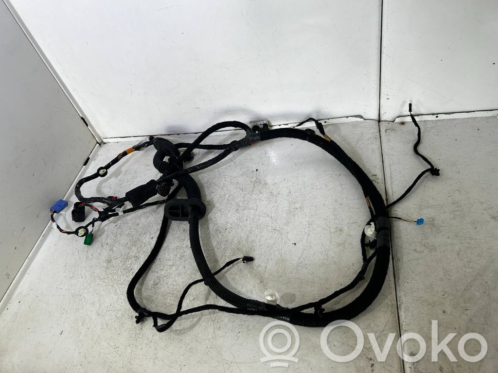 Tesla Model Y Otros cableados 