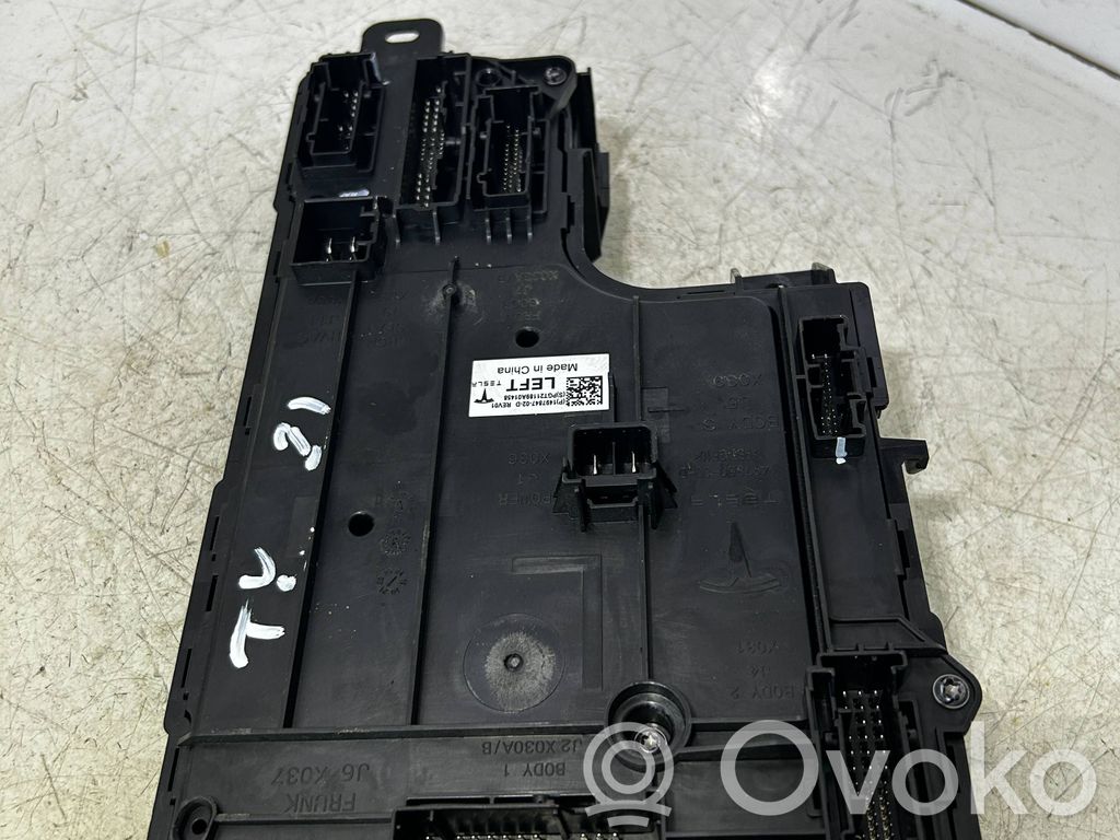 Tesla Model Y Central body control module 