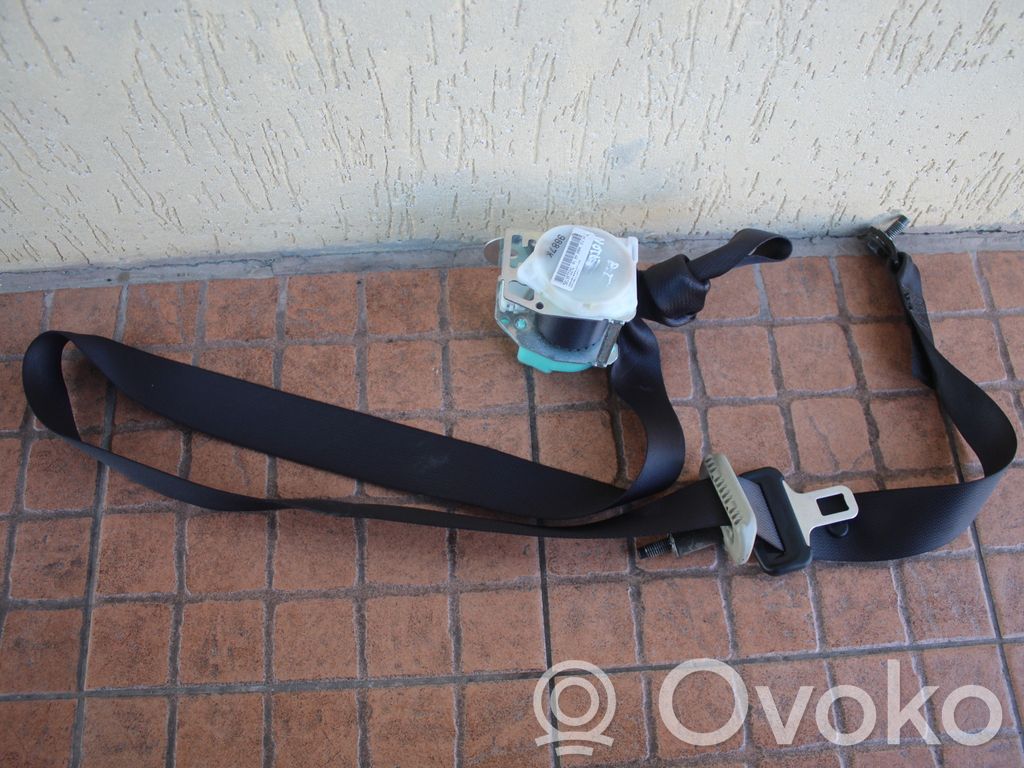 Nissan Note (E11) Cinturón trasero 