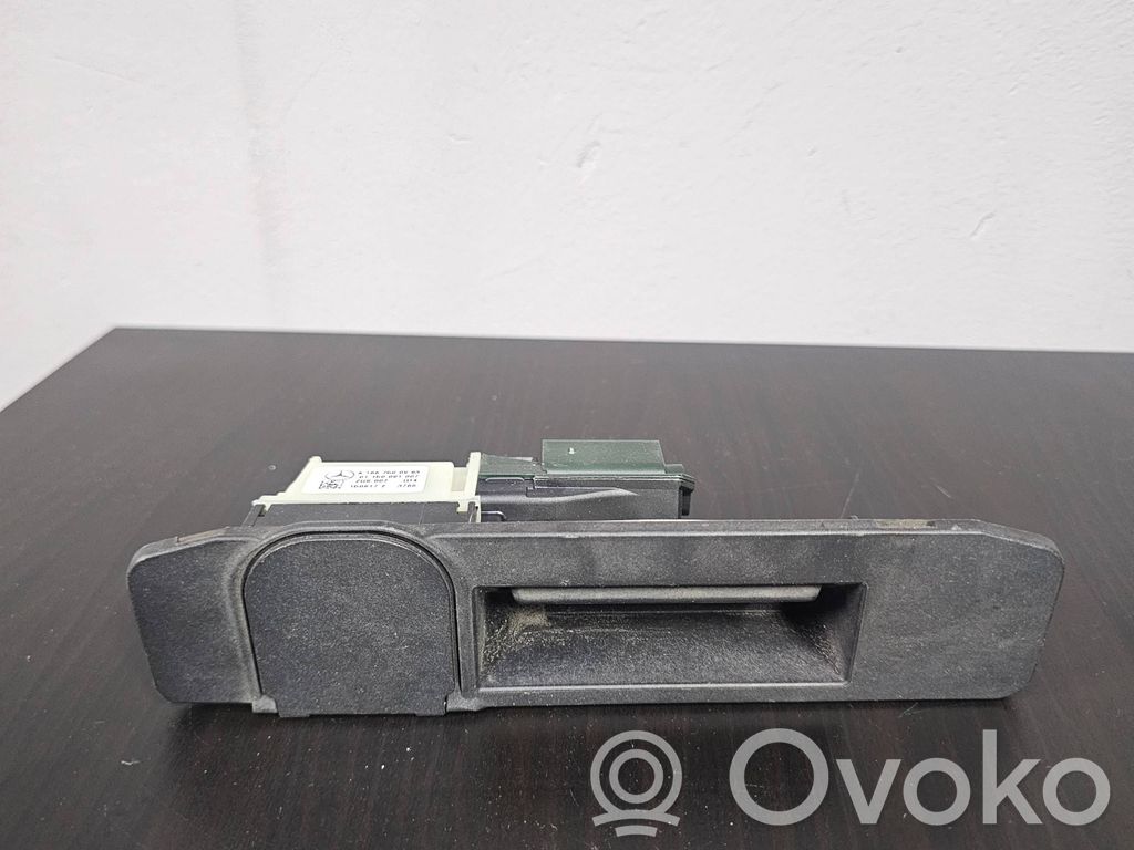 Uchwyt / Rączka zewnętrzna otwierania klapy tylnej / bagażnika   A1667500993,1508172,01150091007