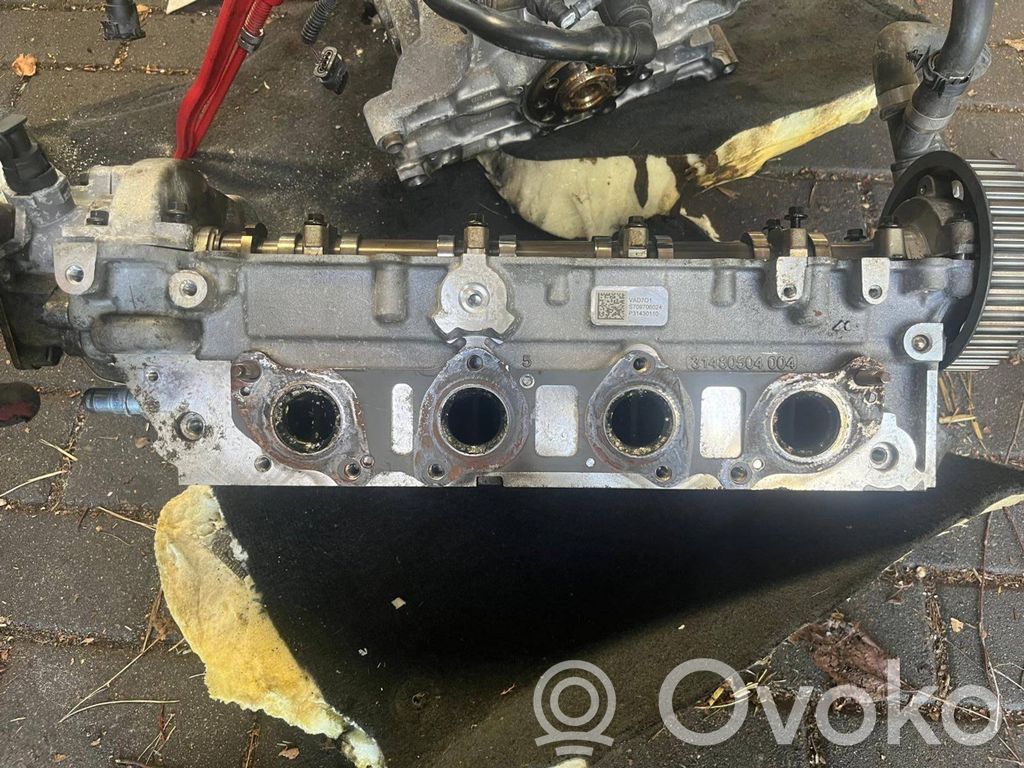 Volvo XC90 Engine head 
