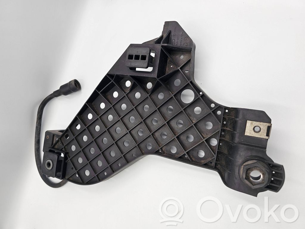 Audi Q3 8U Support phare frontale 