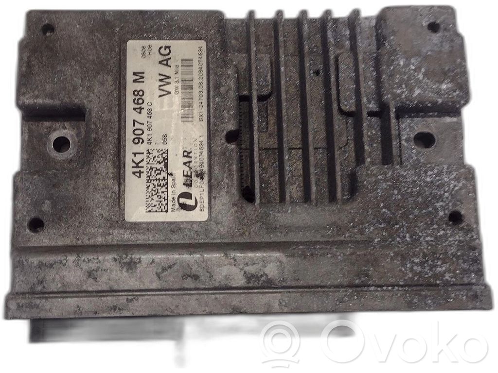 Audi Q7 4M Tow bar relay 