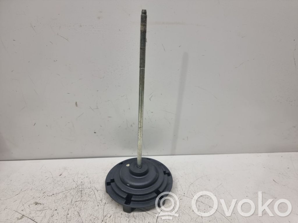 Volvo V70 Spare wheel bolt 