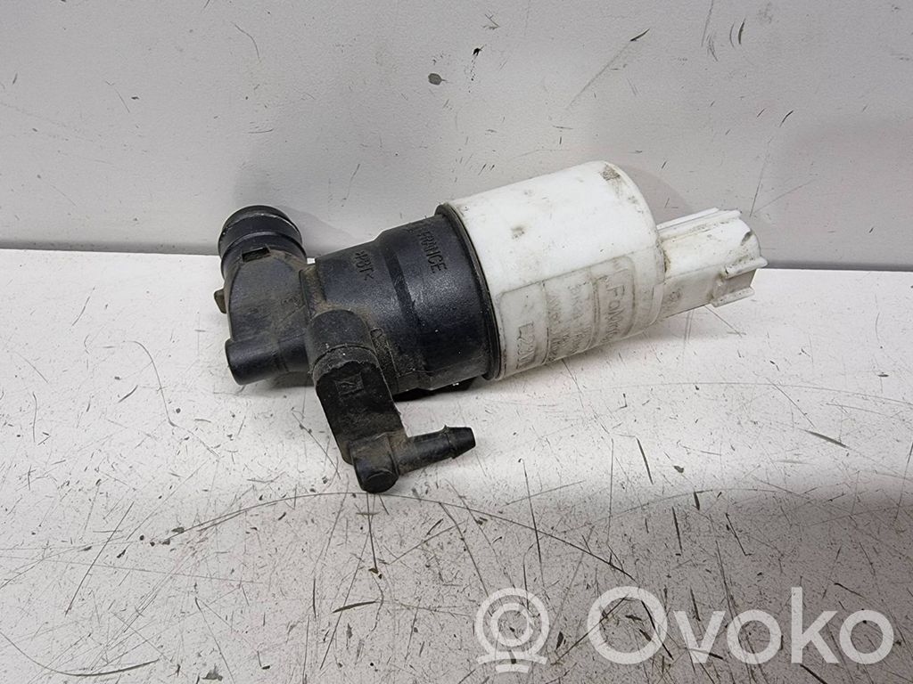 Windscreen/windshield washer pump   31349264