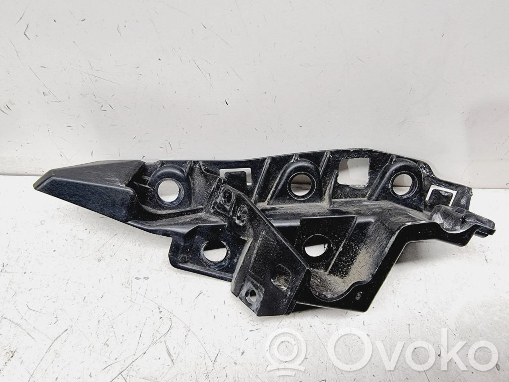 Audi SQ7 Front bumper mounting bracket 