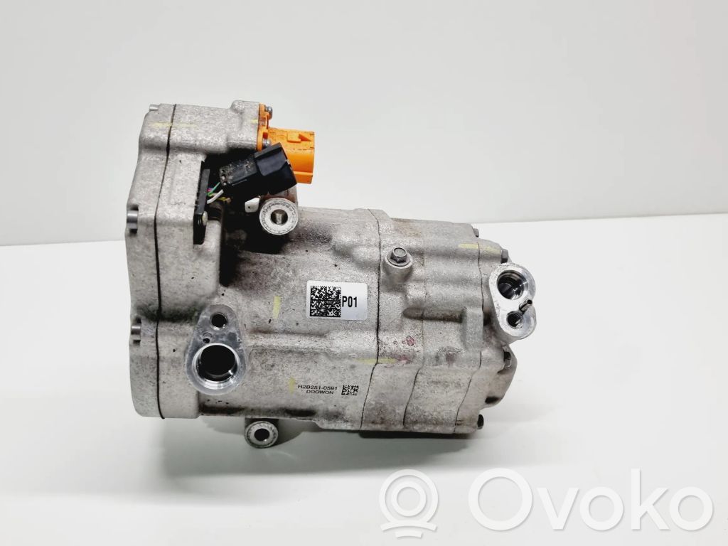 Hyundai Kona I Kompresor / Sprężarka klimatyzacji A/C 