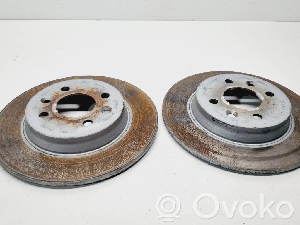 Renault Clio V Tarcza hamulca tylnego 