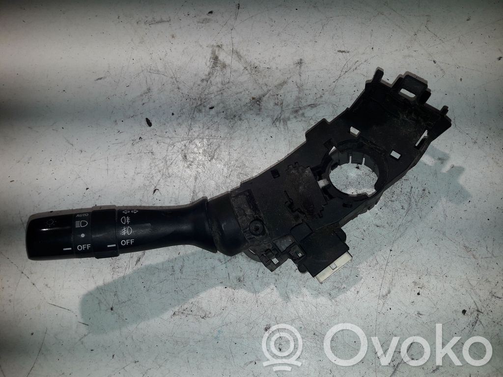 Toyota Auris 150 Indicator stalk 