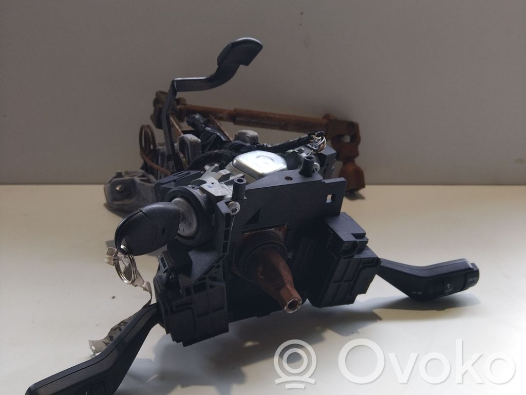 Ford Focus C-MAX Virtalukko 