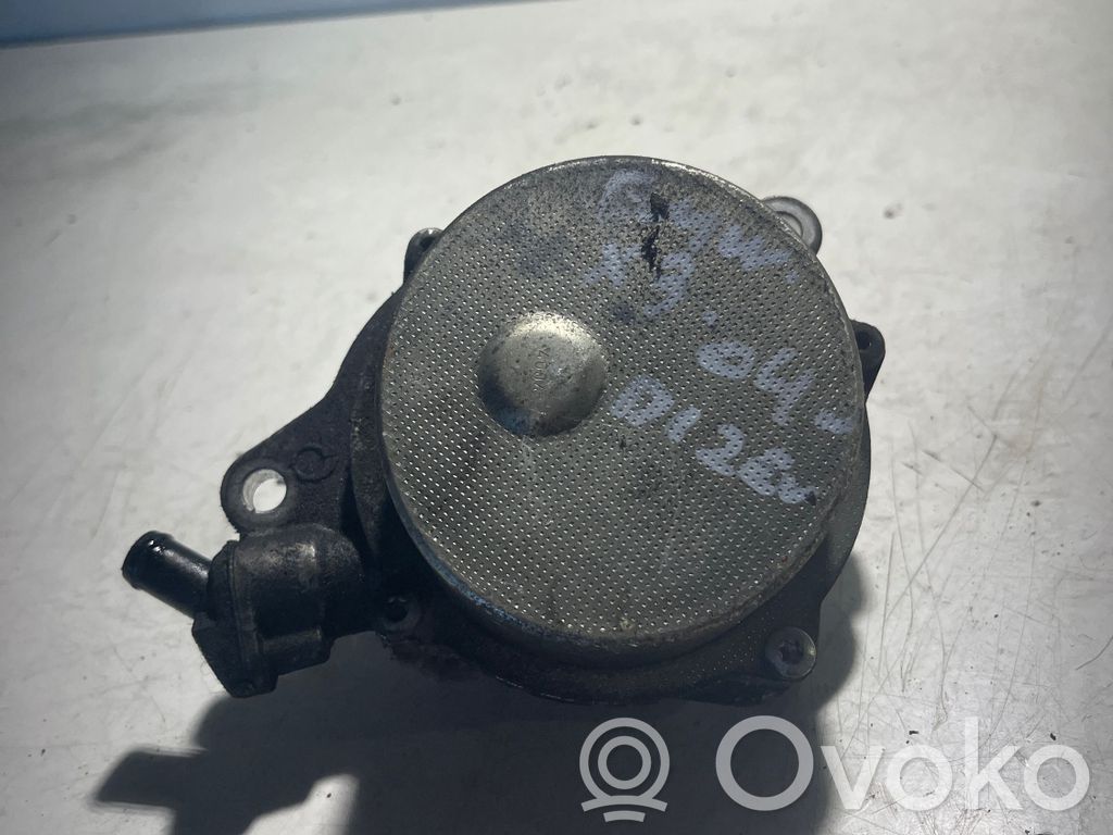 Vacuum pump   700437010