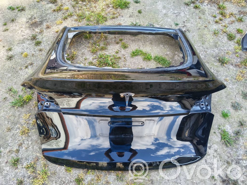 Tailgate/trunk/boot lid