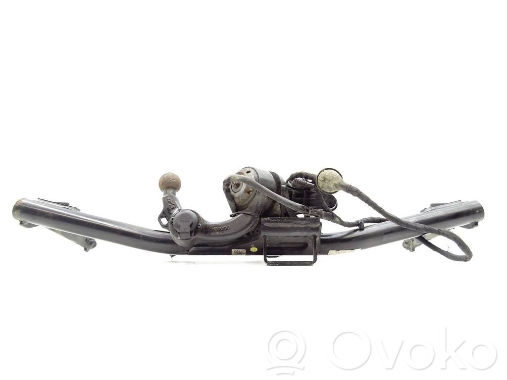 Hak holowniczy / Komplet   8V5800495,6049186,LS04918C