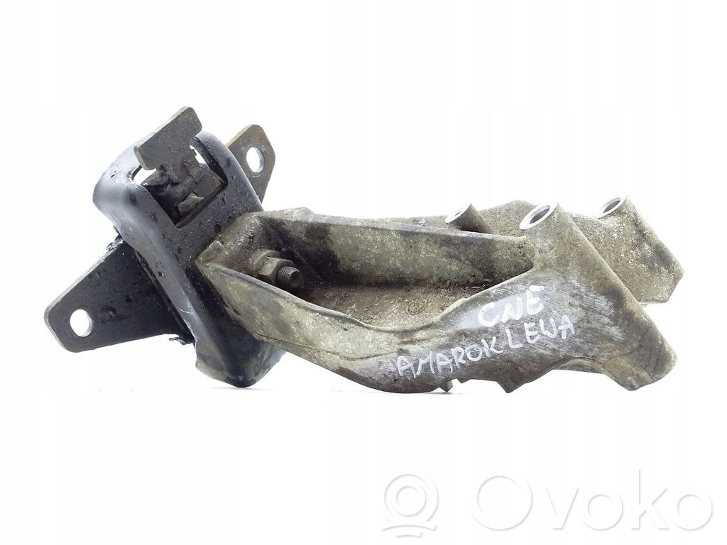 Volkswagen Amarok Engine mounting bracket 