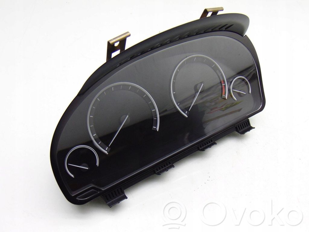 BMW 7 F01 F02 F03 F04 Nopeusmittari (mittaristo) 