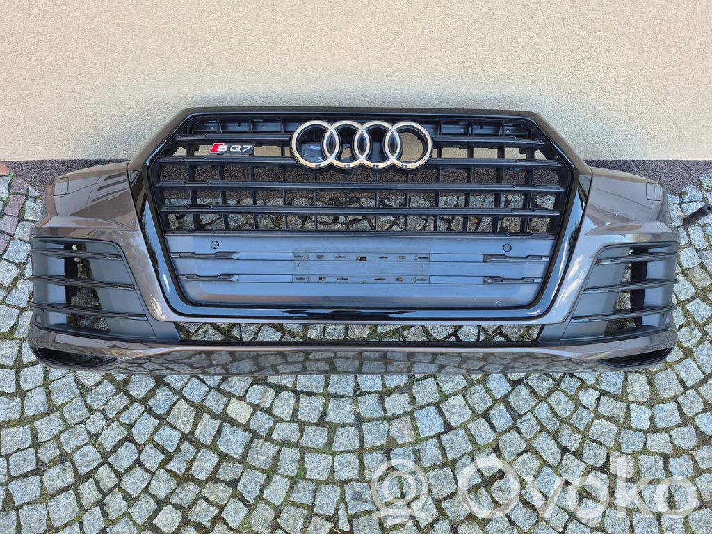 Audi Q7 4M Front bumper 