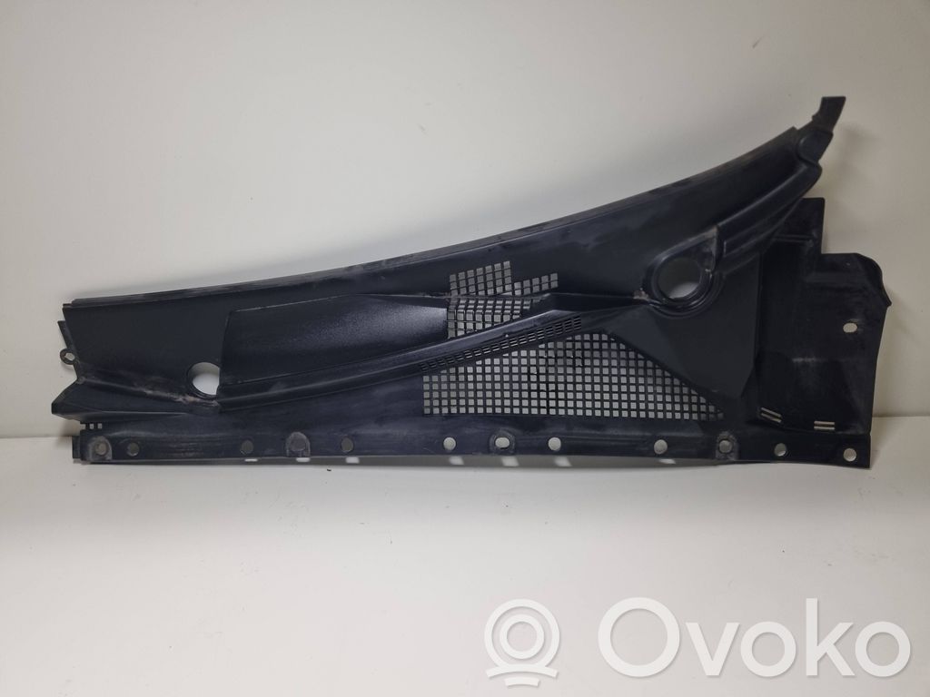 KIA Sorento Wiper trim 