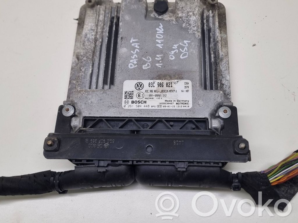 Engine control unit/module   03C906021,0261S04448