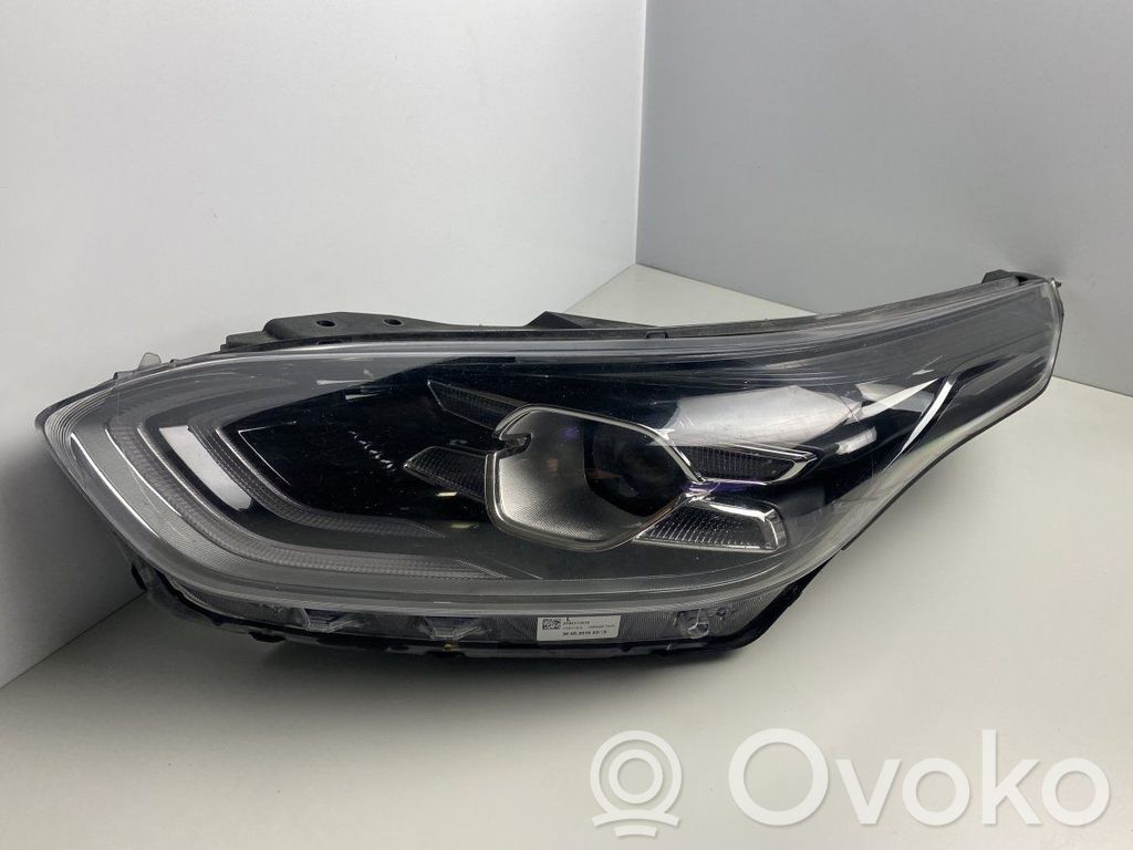 KIA Ceed Headlight/headlamp 