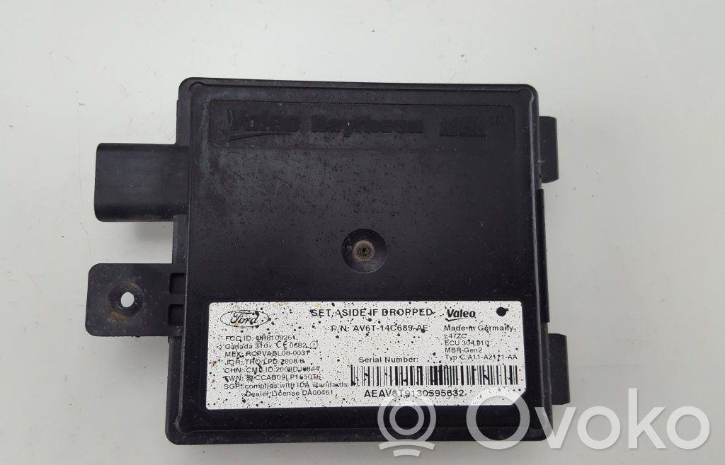 Sensor de radar Distronic   UR8100261,UR8100261