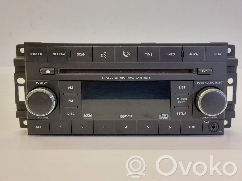 Chrysler Grand Voyager V Panel / Radioodtwarzacz CD/DVD/GPS 