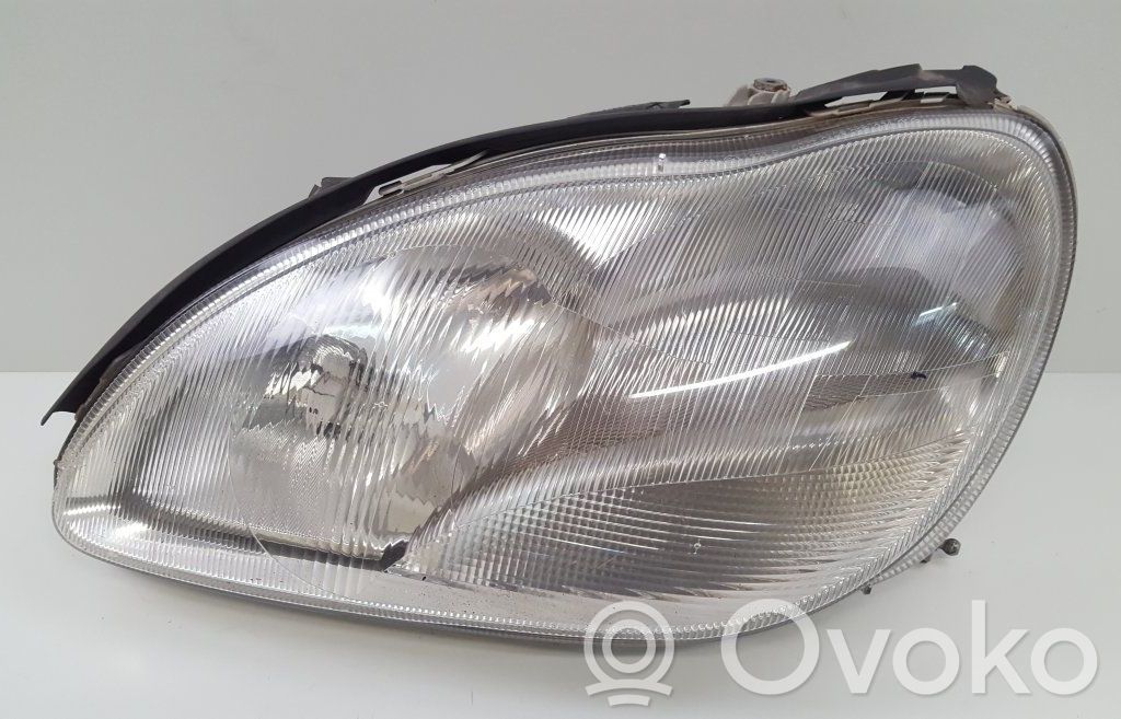Mercedes-Benz S W220 Lampa przednia 
