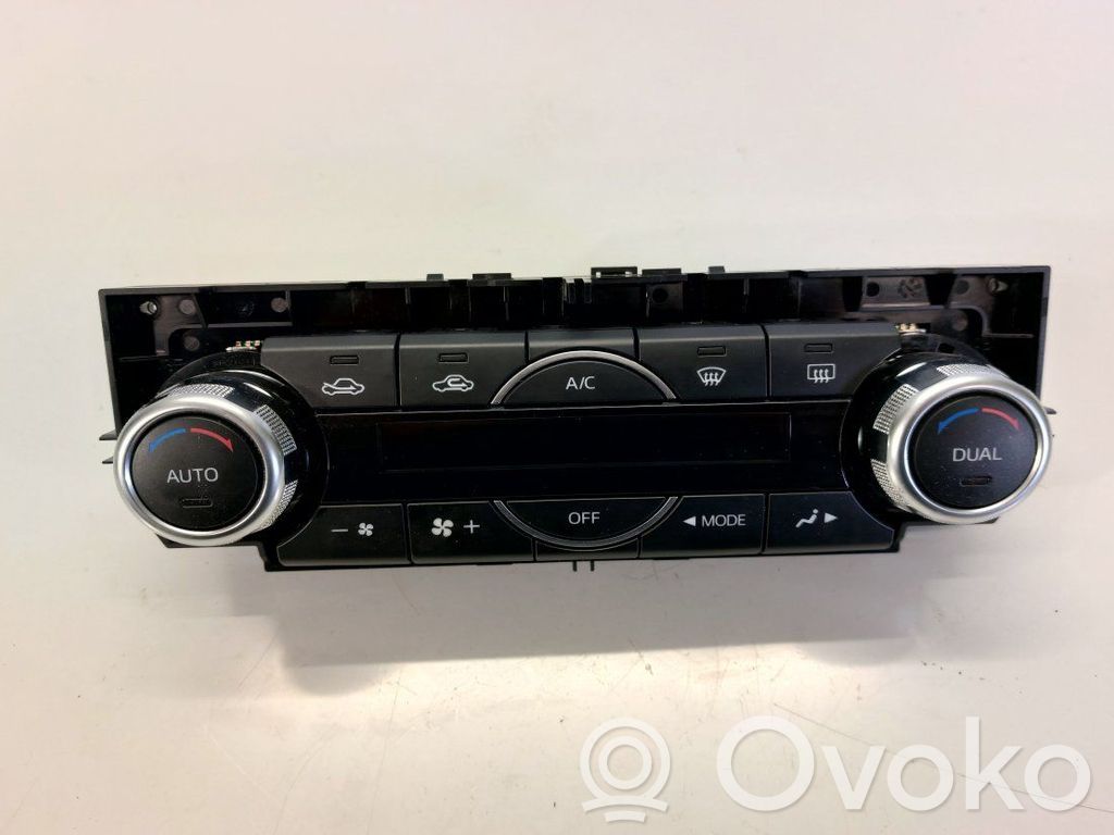 Mazda 3 II Climate control unit 
