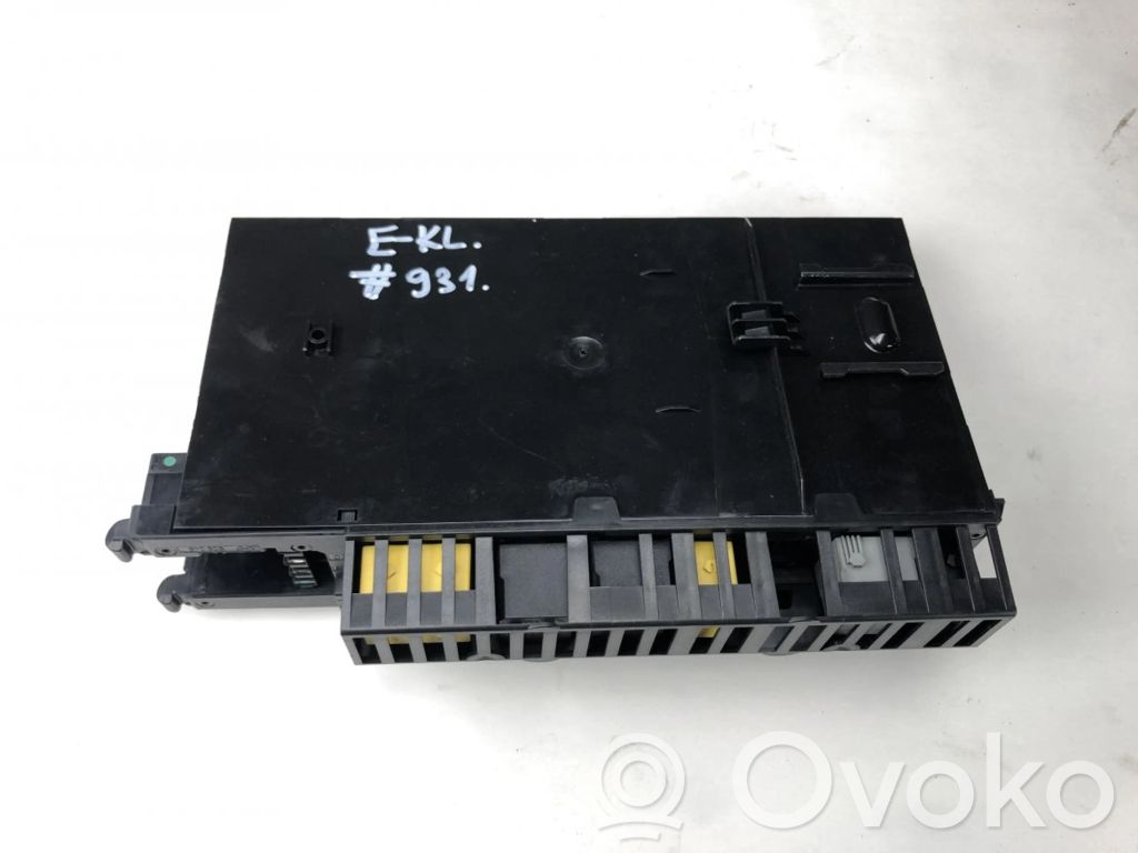 Mercedes-Benz E W211 Fuse box set 