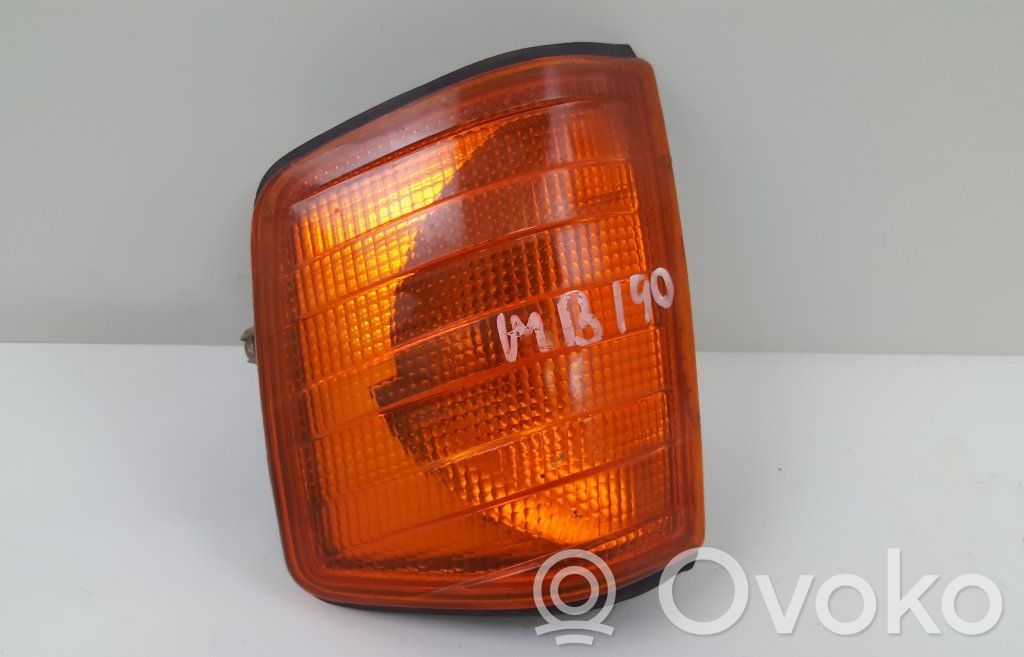 Mercedes-Benz 190 W201 Frontblinker 