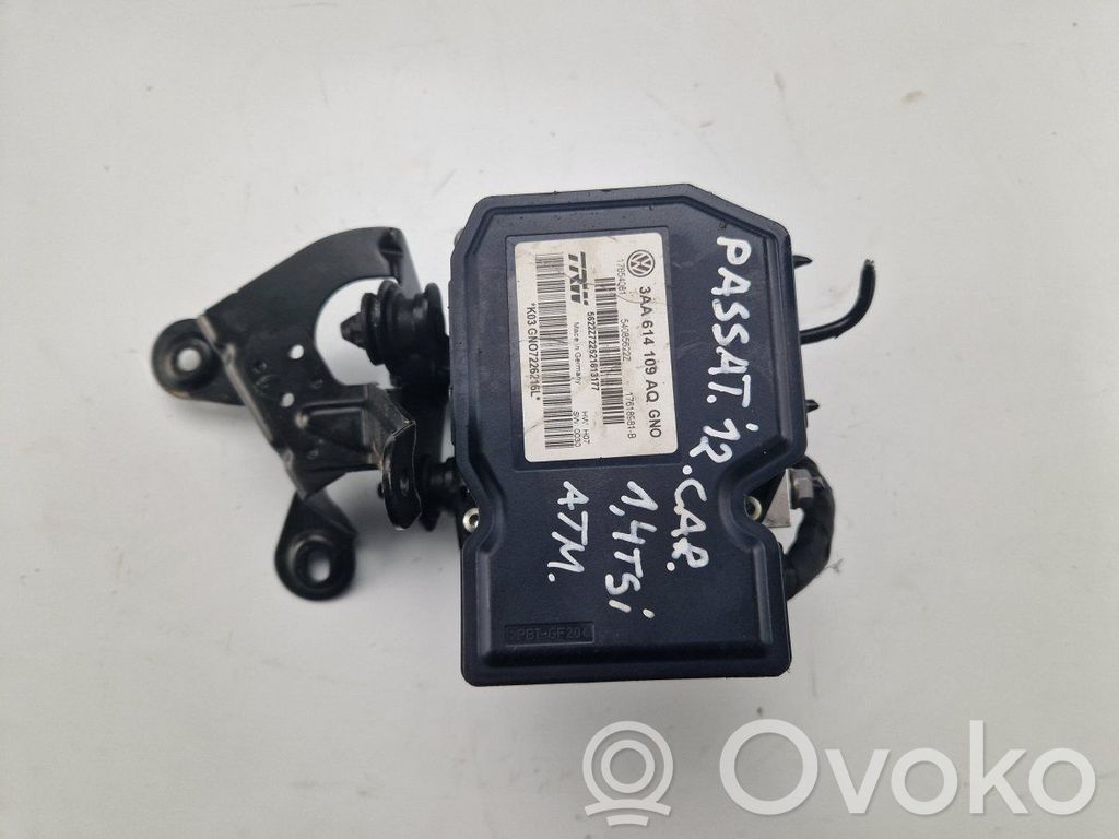 Volkswagen PASSAT B7 ABS Pump 