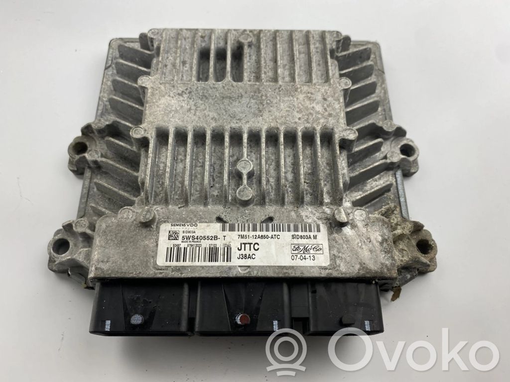 Ford C-MAX I Engine control unit/module 