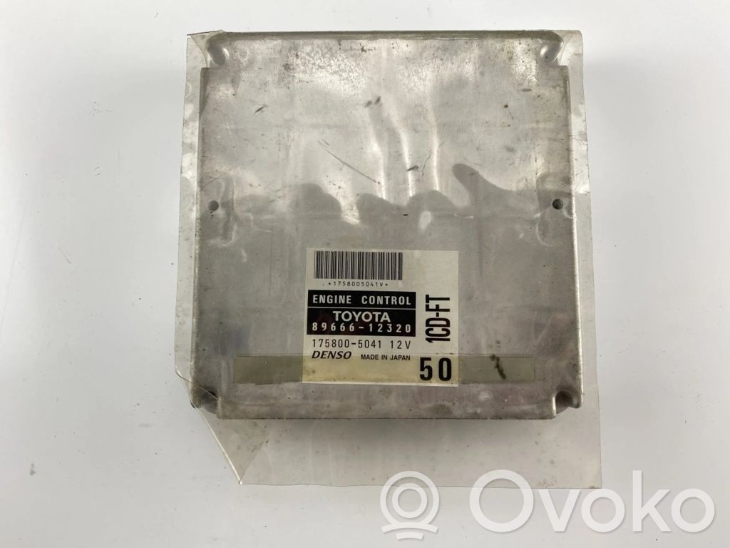 Toyota Corolla Verso E121 Engine control unit/module 