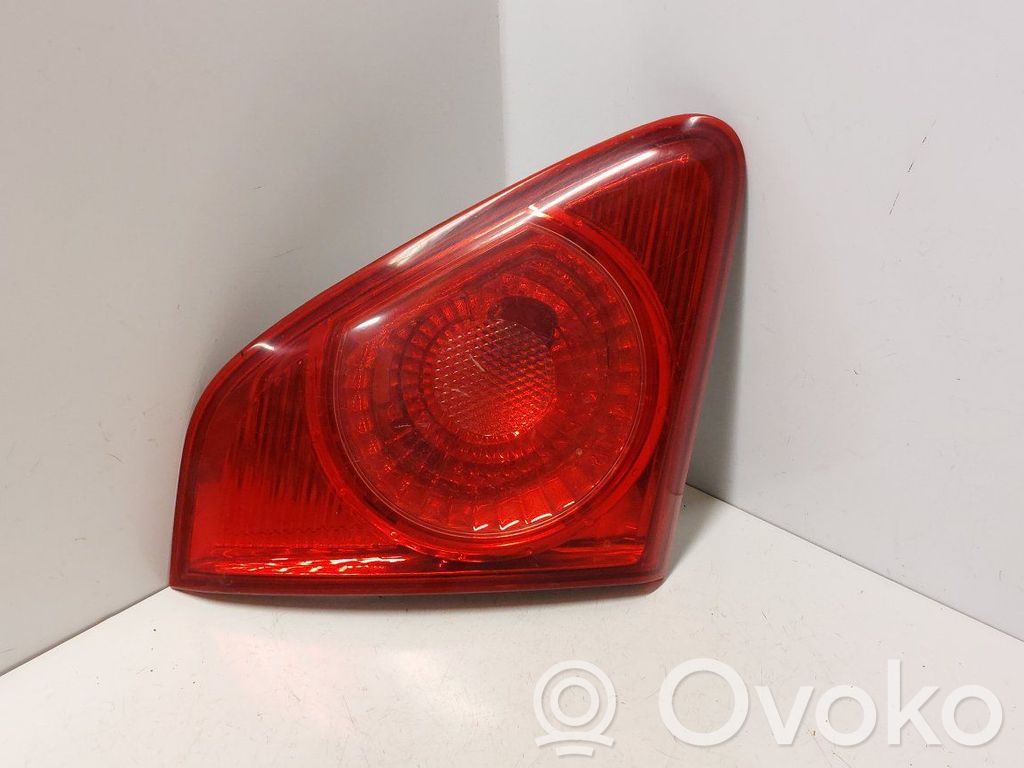 Toyota Corolla E140 E150 Lampy tylnej klapy bagażnika 