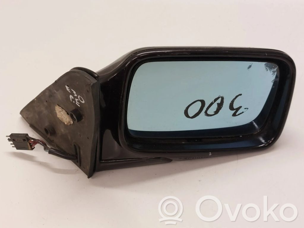 BMW 3 E30 Front door electric wing mirror 