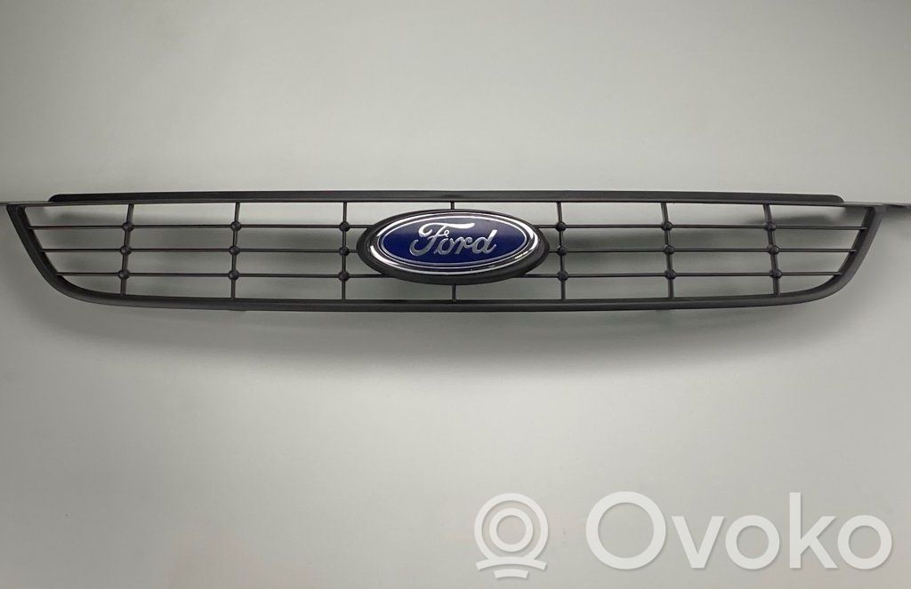 Ford Focus Grotelės priekinės 