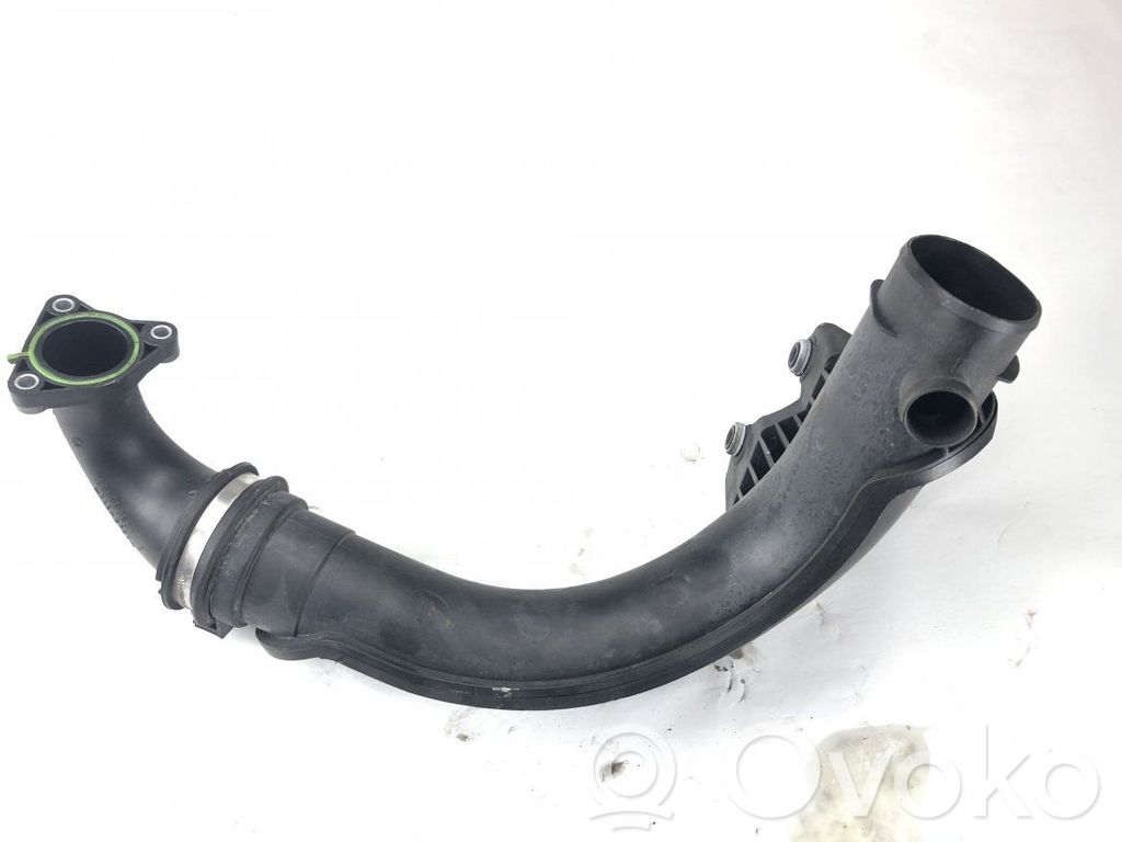 Volvo V40 Ansaugrohr Ansaugschlauch Turbolader 