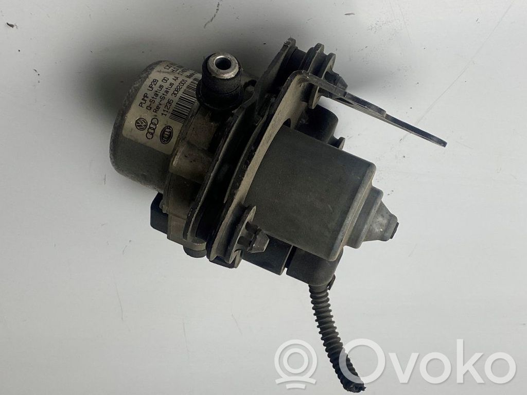 Volkswagen PASSAT B7 Bomba de freno 