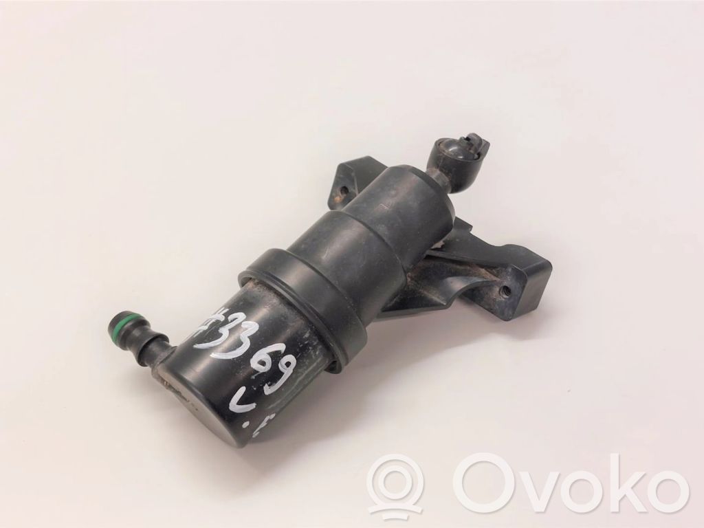 BMW 7 E65 E66 Headlight washer spray nozzle 