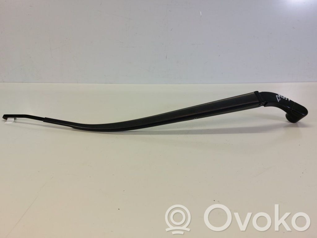 Mazda 3 II Front wiper blade arm 