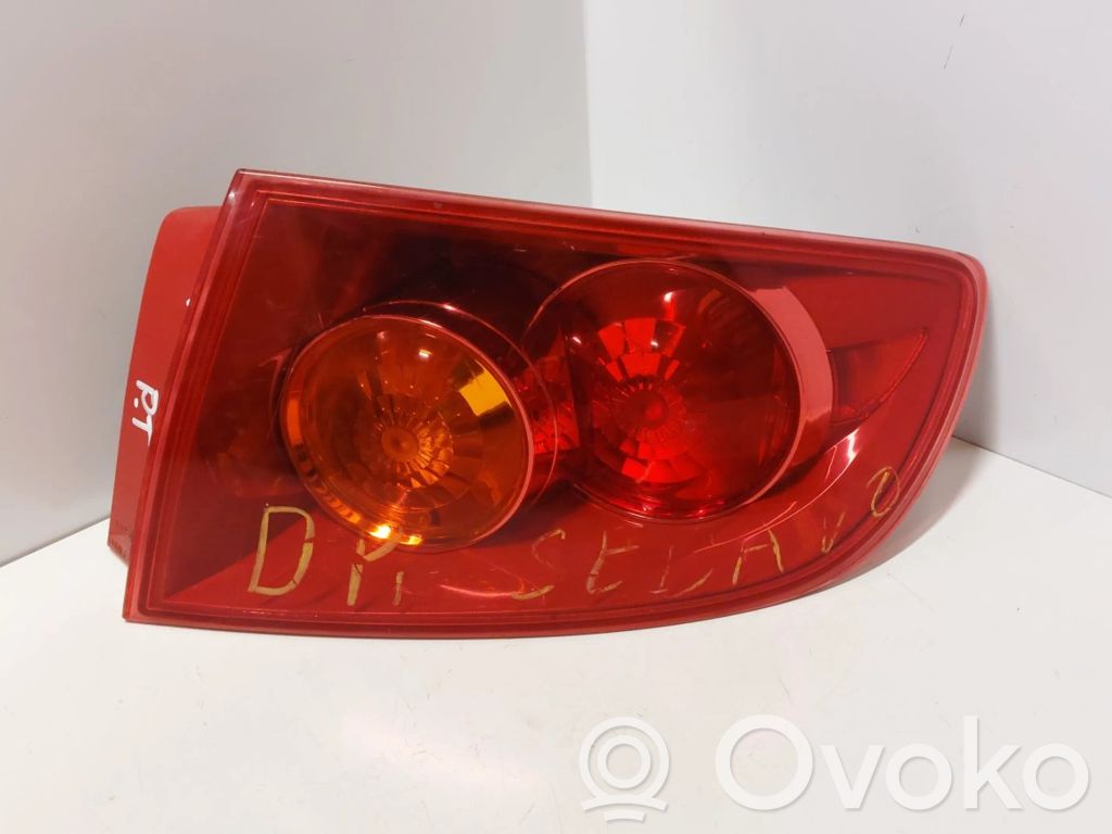 Mazda 3 I Galinis žibintas kėbule 
