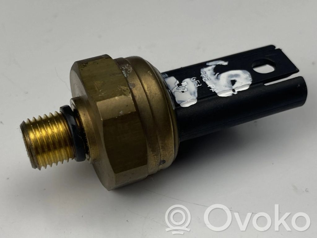 BMW 3 E90 E91 Fuel pressure sensor 