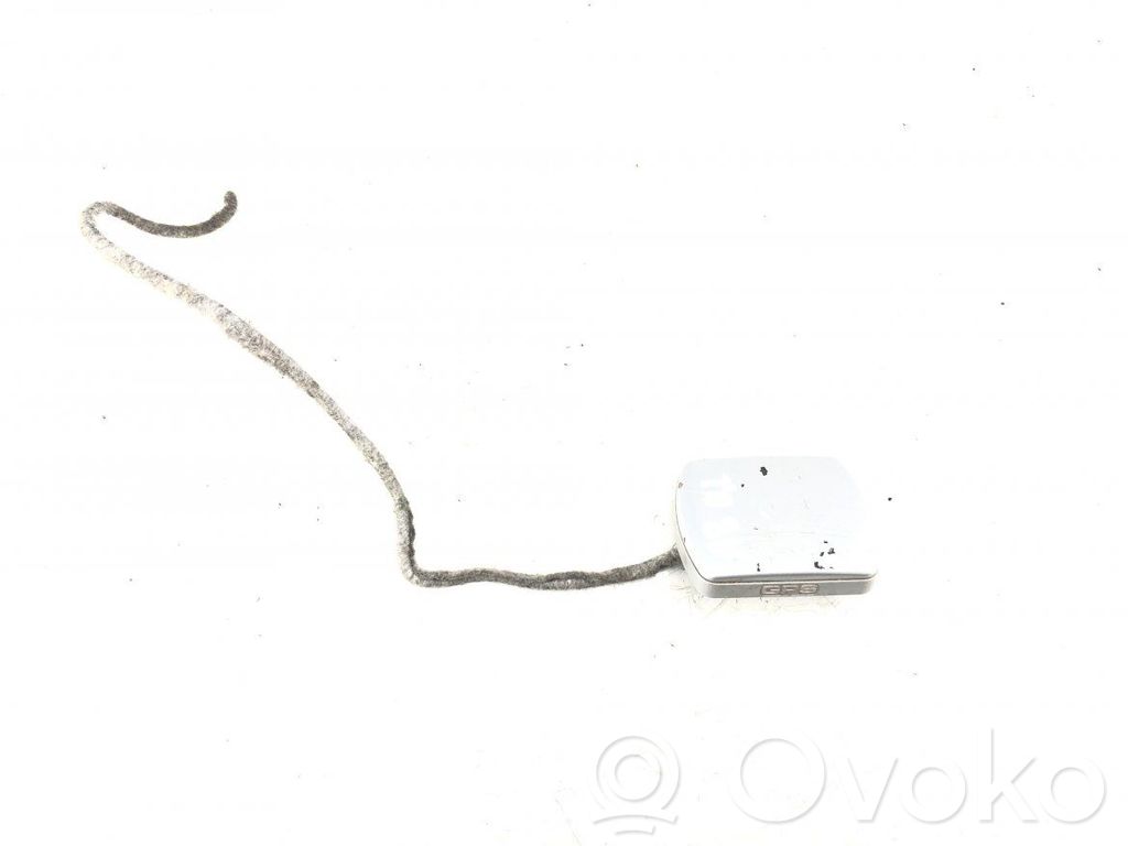 Audi A8 S8 D2 4D Radion antenni 