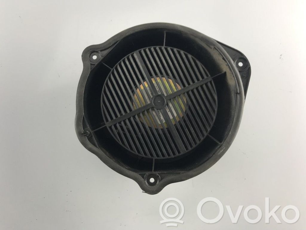 Audi A6 S6 C6 4F Garsiakalbis (-iai) galinėse duryse 